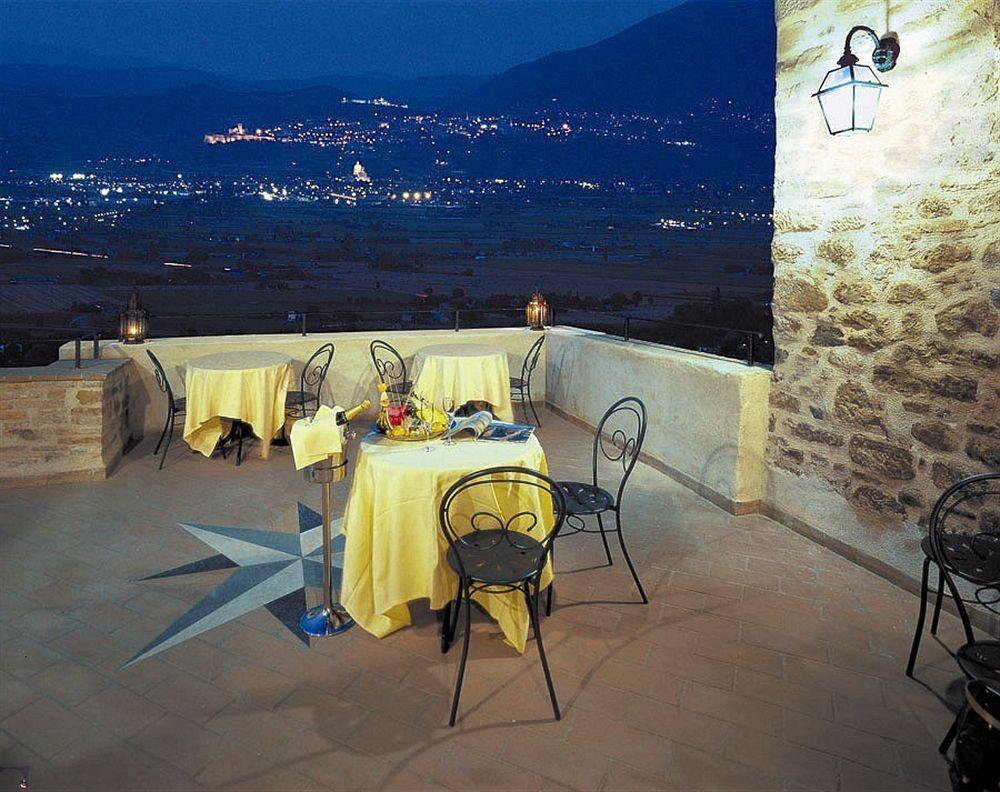 Relais La Corte Di Bettona Ngoại thất bức ảnh